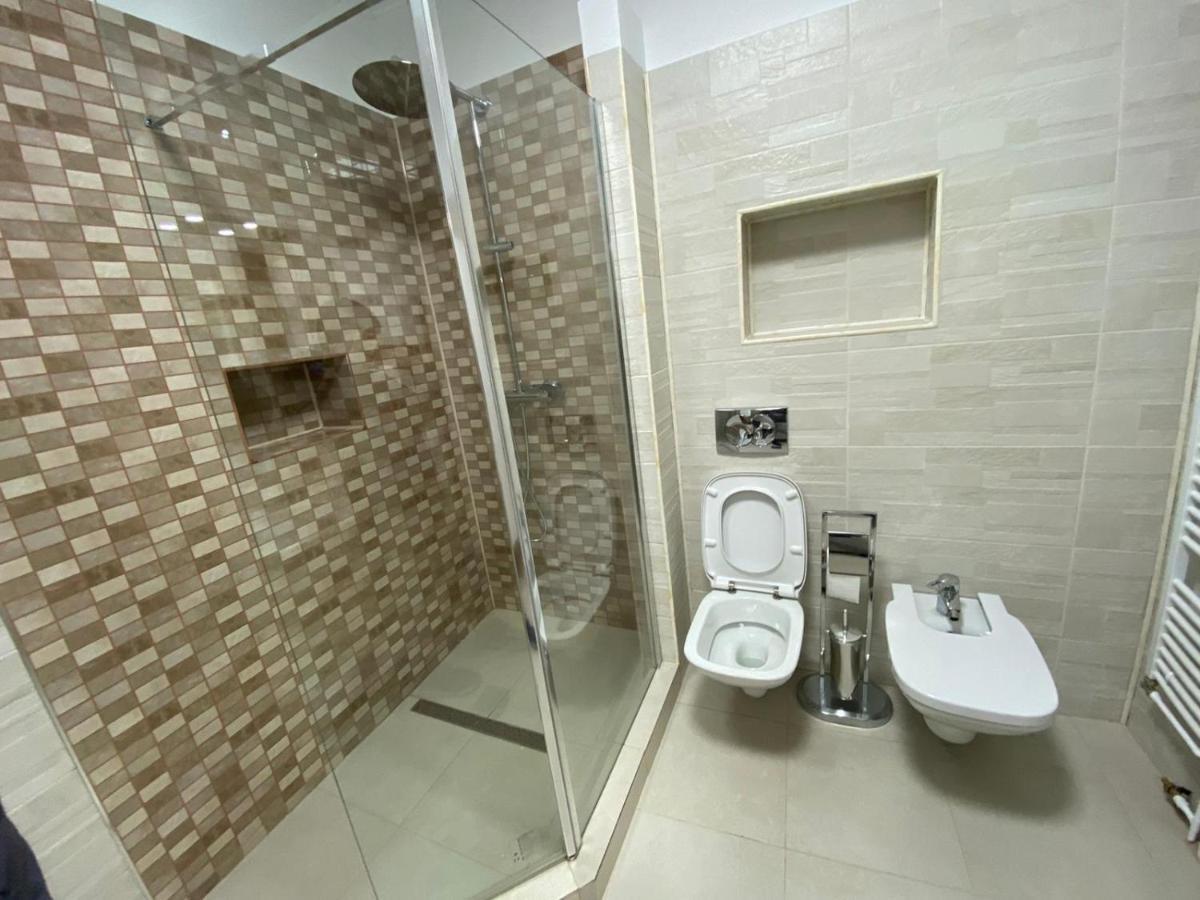 Centre Ville Apartment คลูจ-นาโปกา ภายนอก รูปภาพ